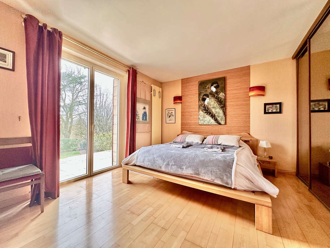 Maison à AUMONT-EN-HALATTE