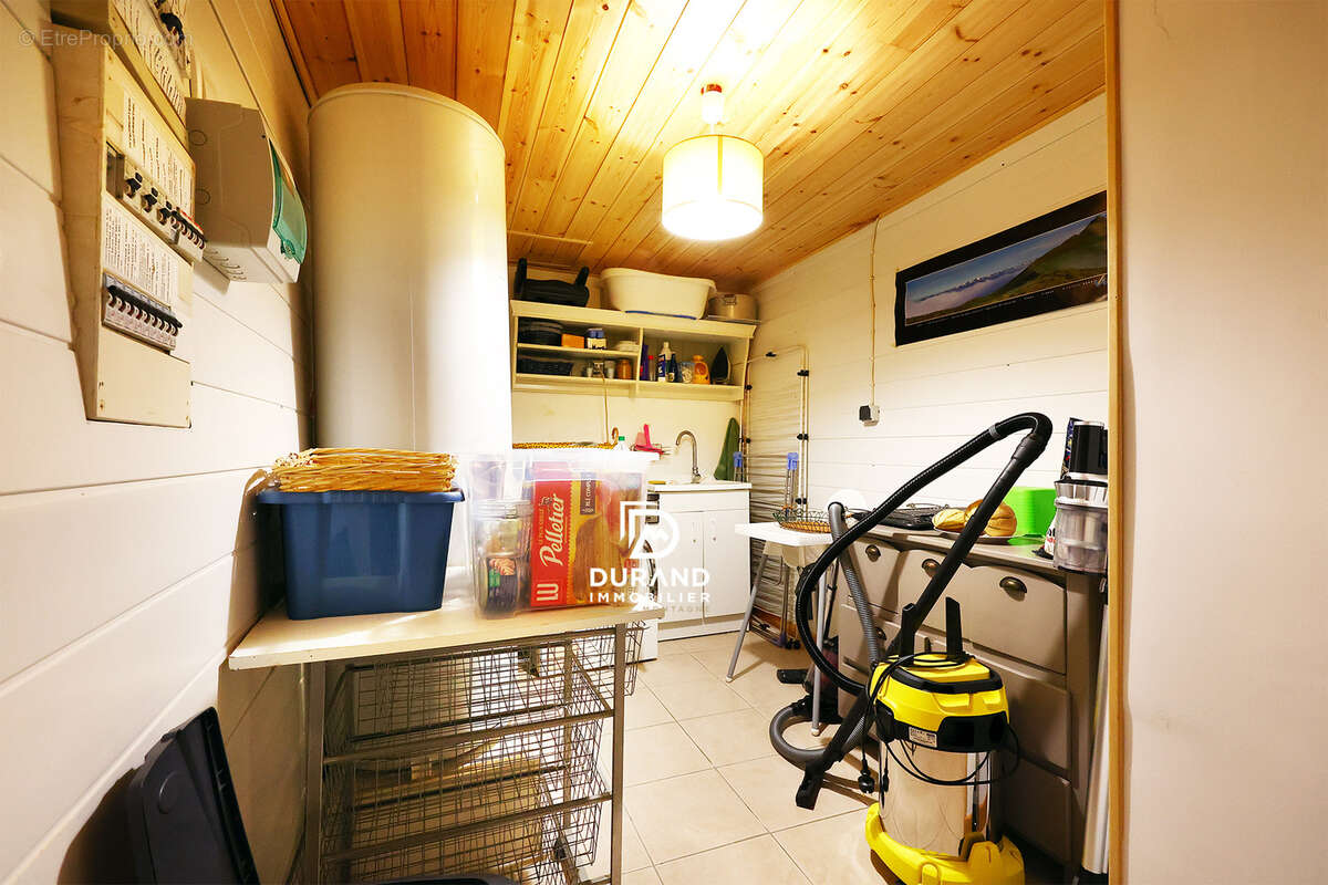 Rare à la vente   un véritable esprit de maison de famille - photo 19