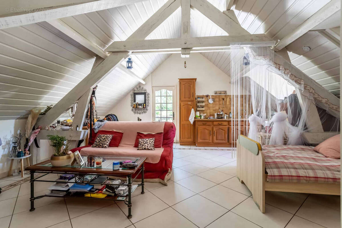 Country property - photo 35