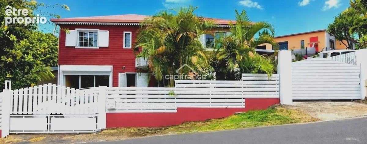 Maison 5 pièces 150 m² · à Le Tampon · 150 m² · 420 000 €