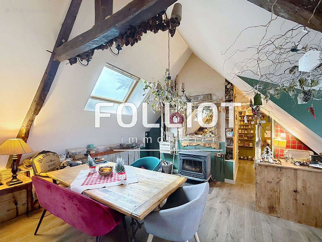 Maison à SAINT-PAIR-SUR-MER