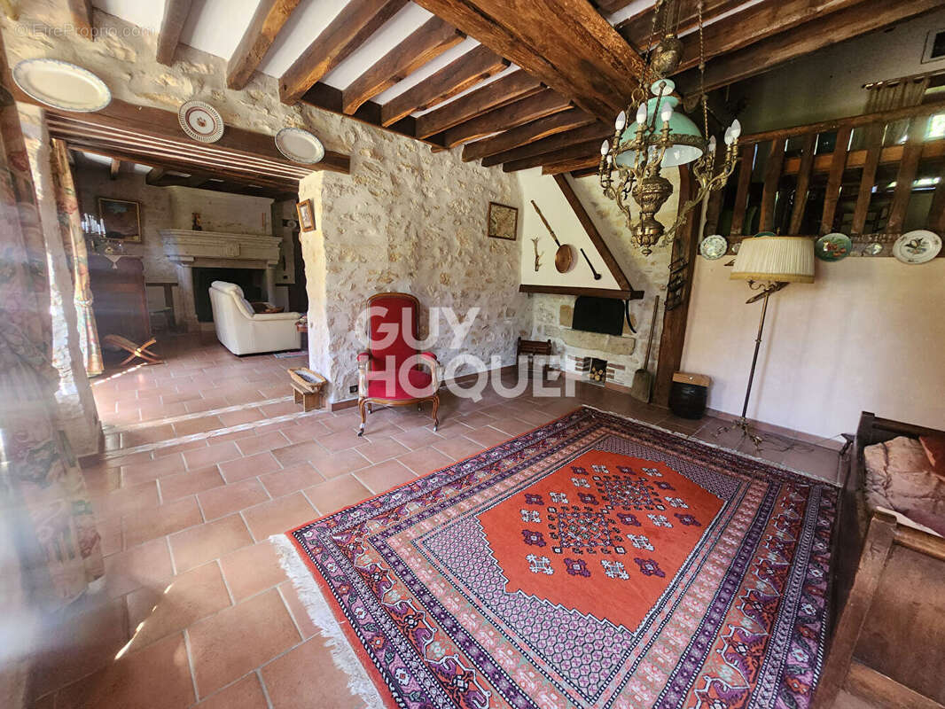 Maison à LONGUEVILLE