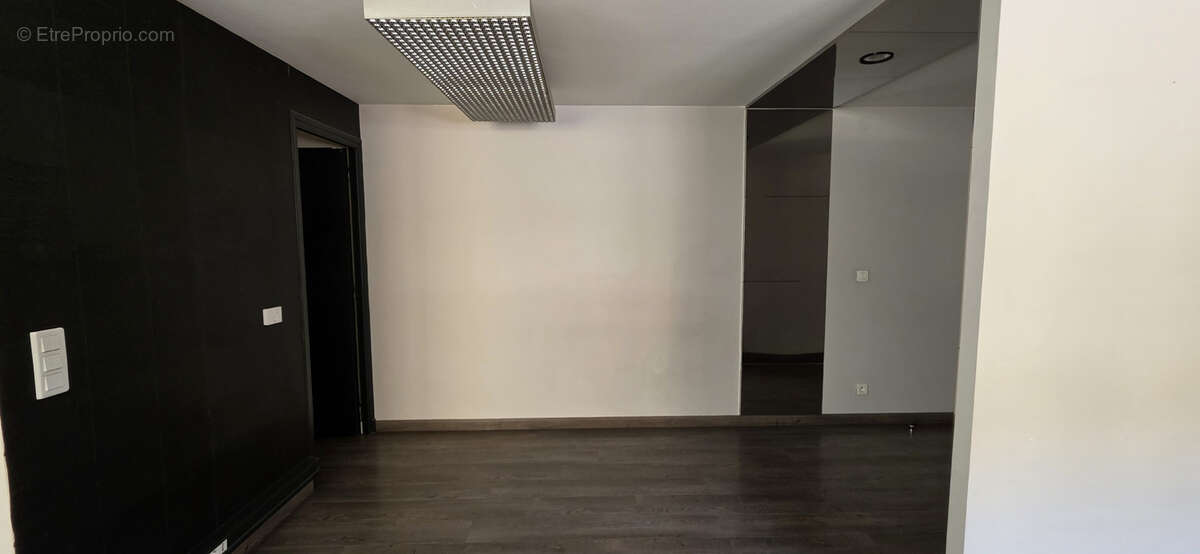 Bureaux / local professionnel 44 m2   boulevard clémenceau   perpignan - photo 5