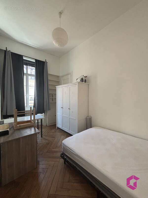 À vendre   Appartement bourgeois de 211 m2   Centre-ville de Saint-Étienne - photo 9