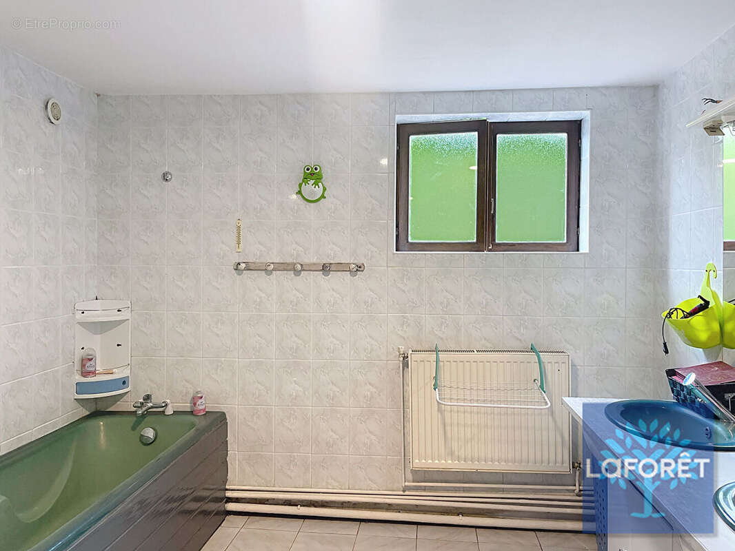 Maison à DOUCHY-LES-MINES