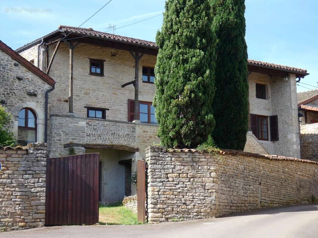 Maison à IGE