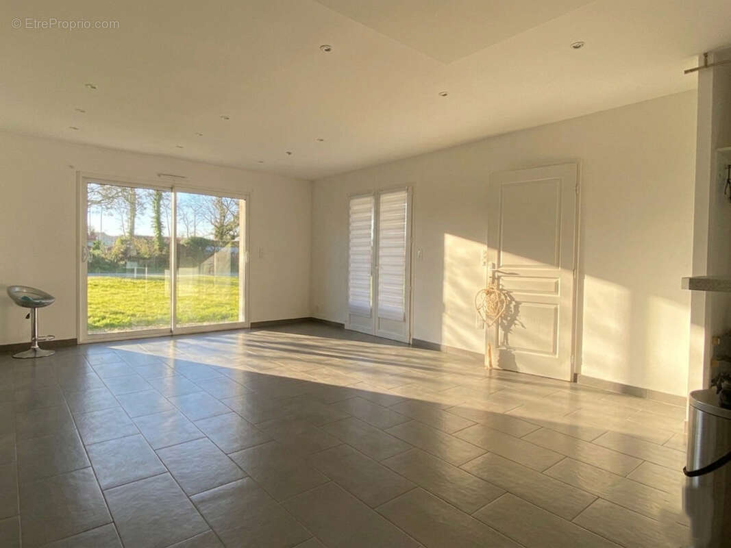 Maison à RION-DES-LANDES