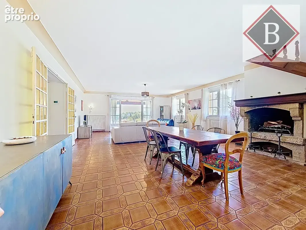 Maison 378 m² à Mougins  - photo 8