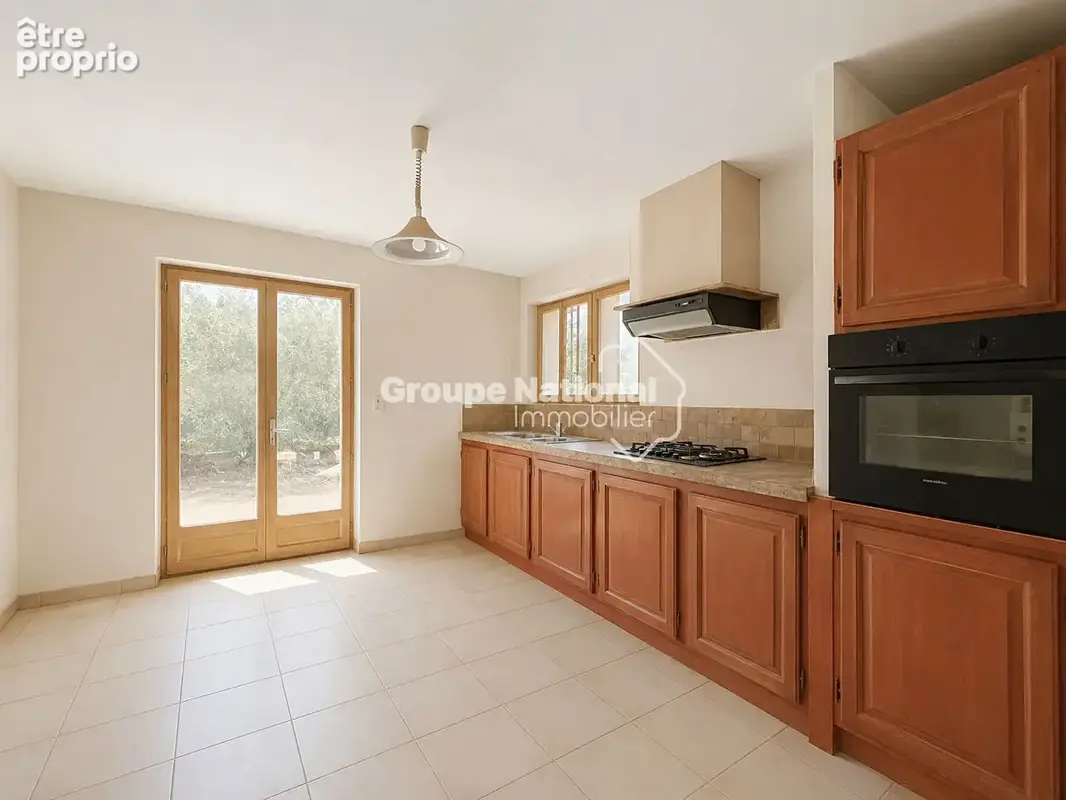 En exclusivité. eygalières à 5 minutes à pied du village , cub opérationnel obtenu, 2 780 m² , division possible , seconde habit - photo 6