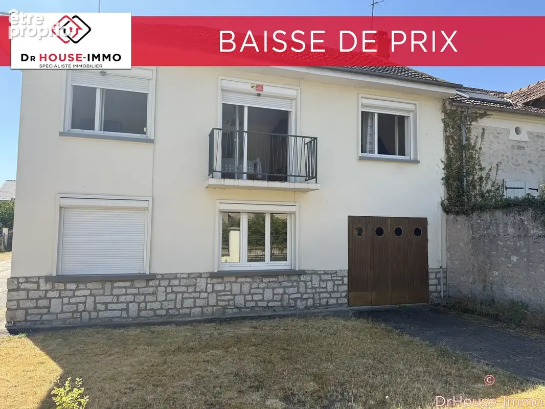 Maison à MONTCOURT-FROMONVILLE