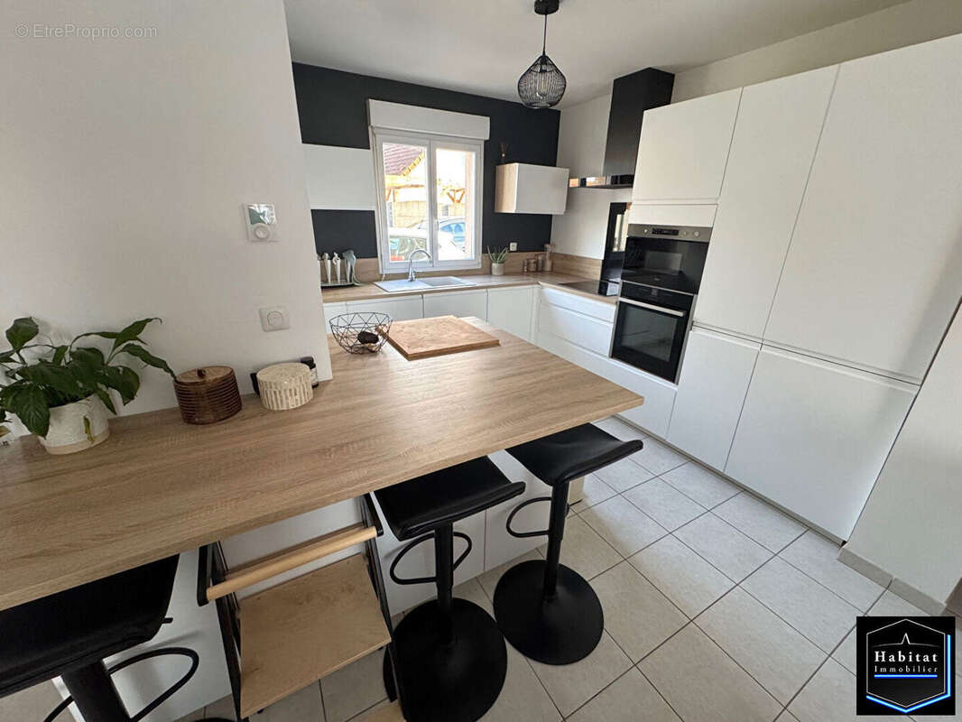 Maison à NANTEUIL-LE-HAUDOUIN