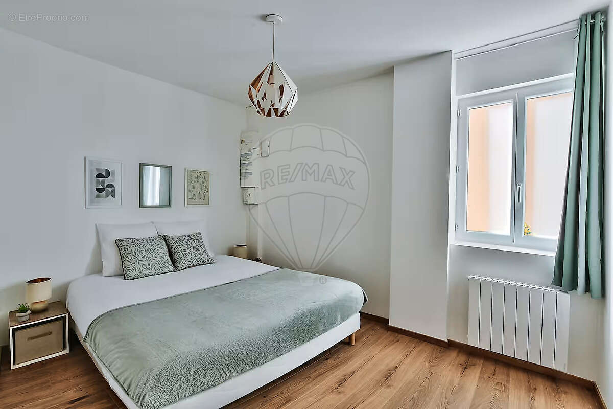 Appartement à SAINT-GEORGES-DE-RENEINS
