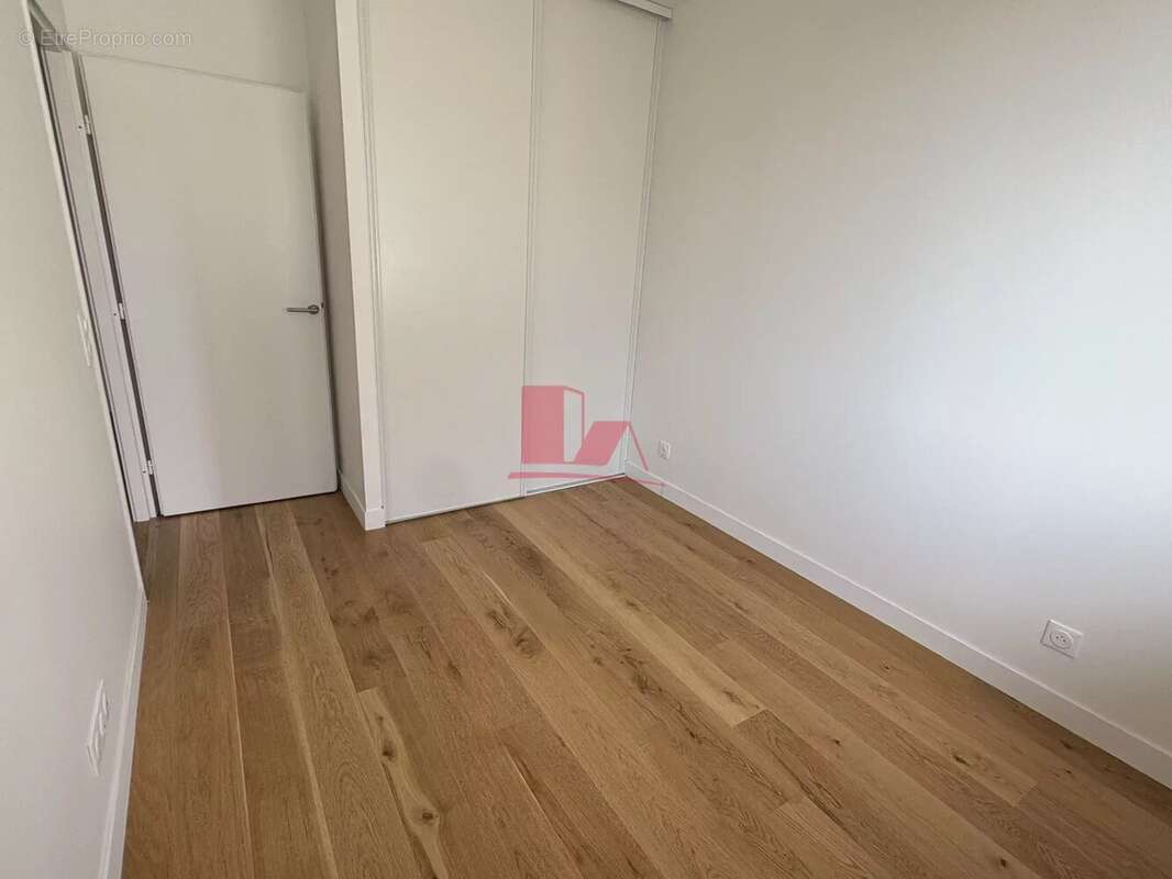 Appartement à ISSY-LES-MOULINEAUX