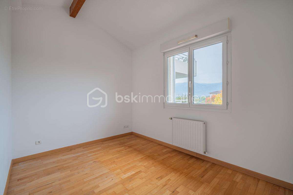 Maison à MONTBONNOT-SAINT-MARTIN