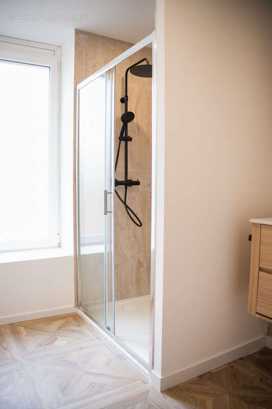 Appartement T3 lumineux 75 m2 centre-ville proche quais - photo 16