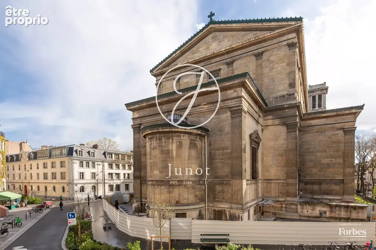 Paris 10e - SAINT-VINCENT DE PAUL - Appartement à vendre - 5 pièces - 114,04m² Carrez - 116,07m² au sol - 2 chambres - Vue dégag - photo 19