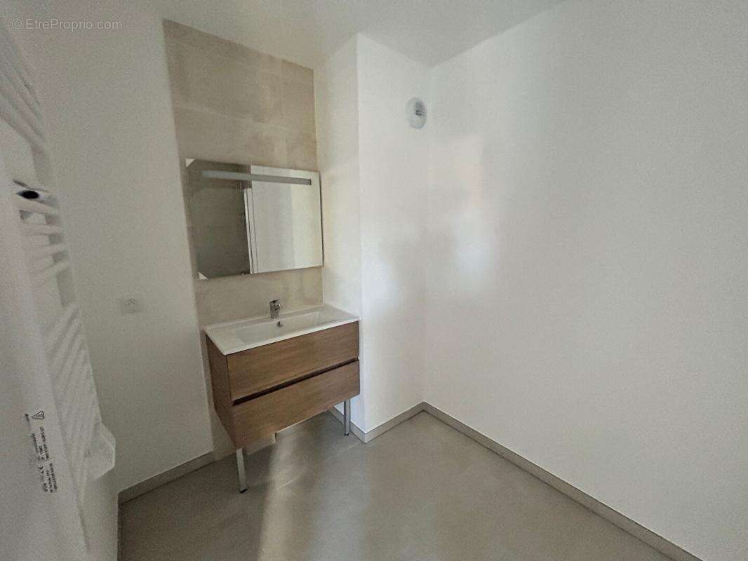 Appartement à MARSEILLE-10E