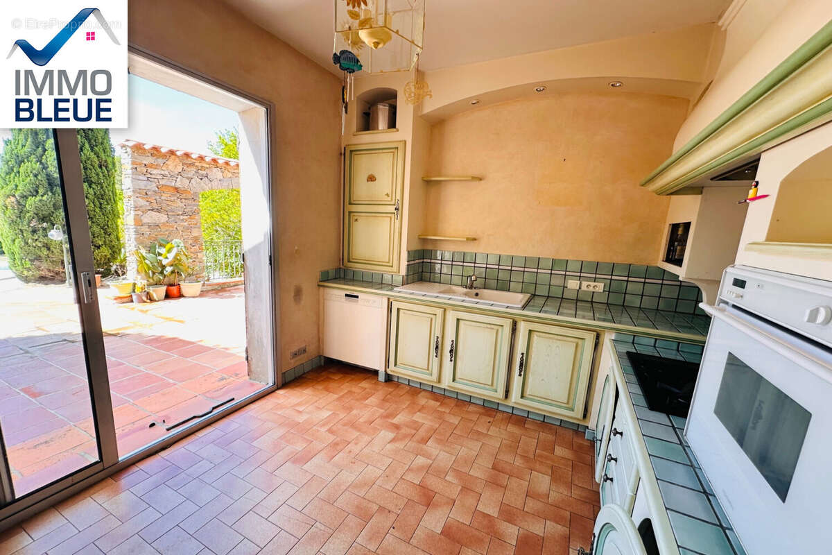Maison à SAUSSET-LES-PINS