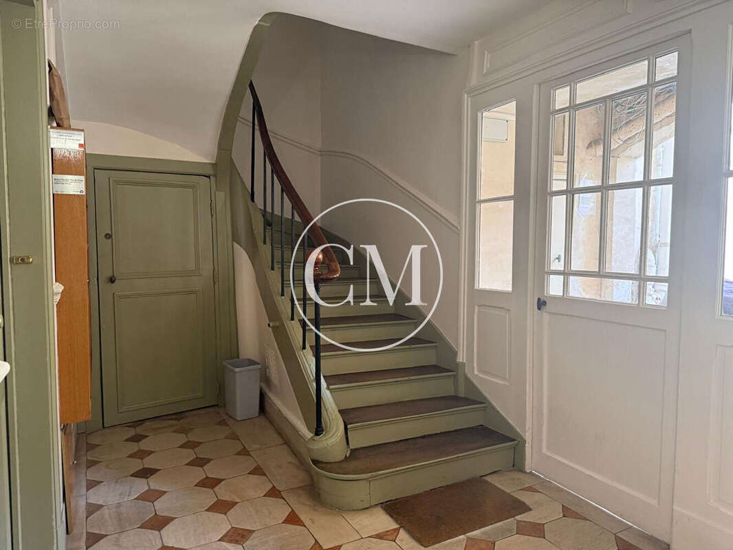 Appartement versailles saint-louis - photo 2