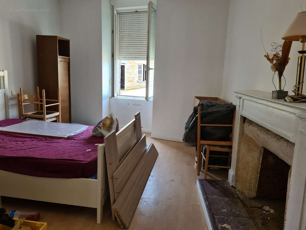 Immeuble de plus de 225m2 en plein centre-ville de guingamp! - photo 7