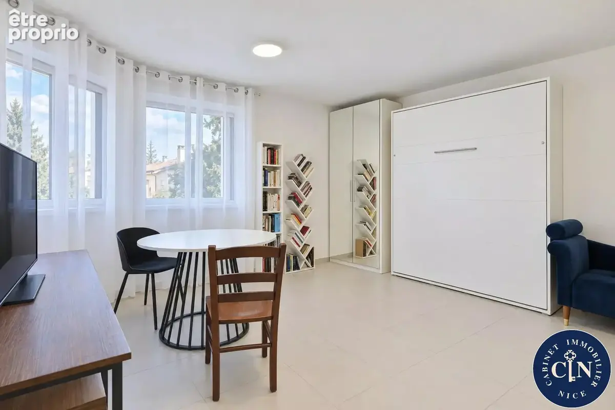 Appartement 1 pièce 27 m² à vendre à Nice (06000) - photo 2
