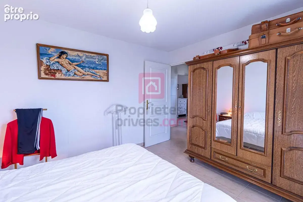 INVESTISSEURS- appt T3  67.32 m2 avec terrasse 14 m2, garage, parking. loué - photo 8
