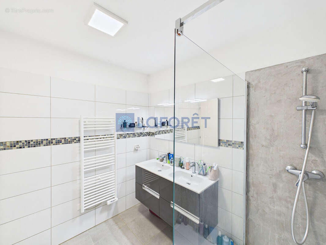 Appartement à ALATA