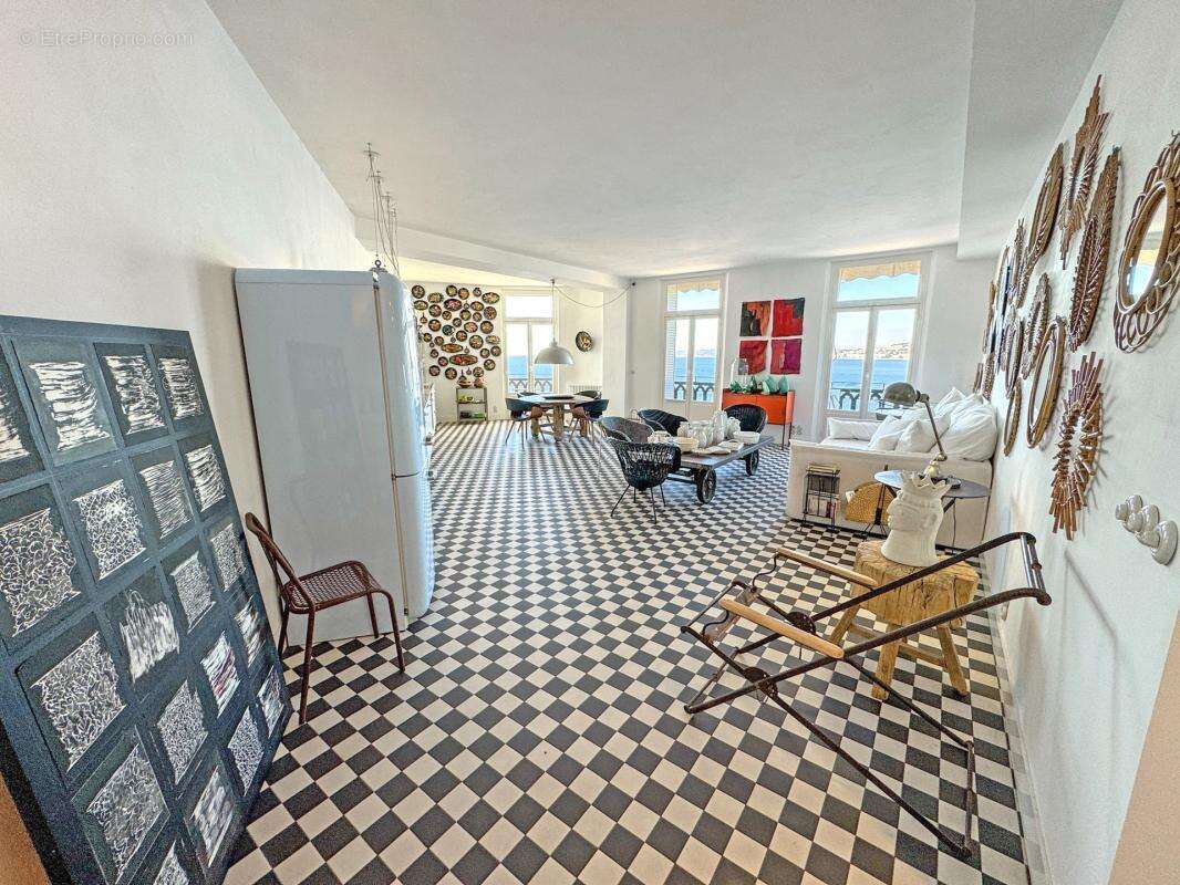 Appartement à NICE