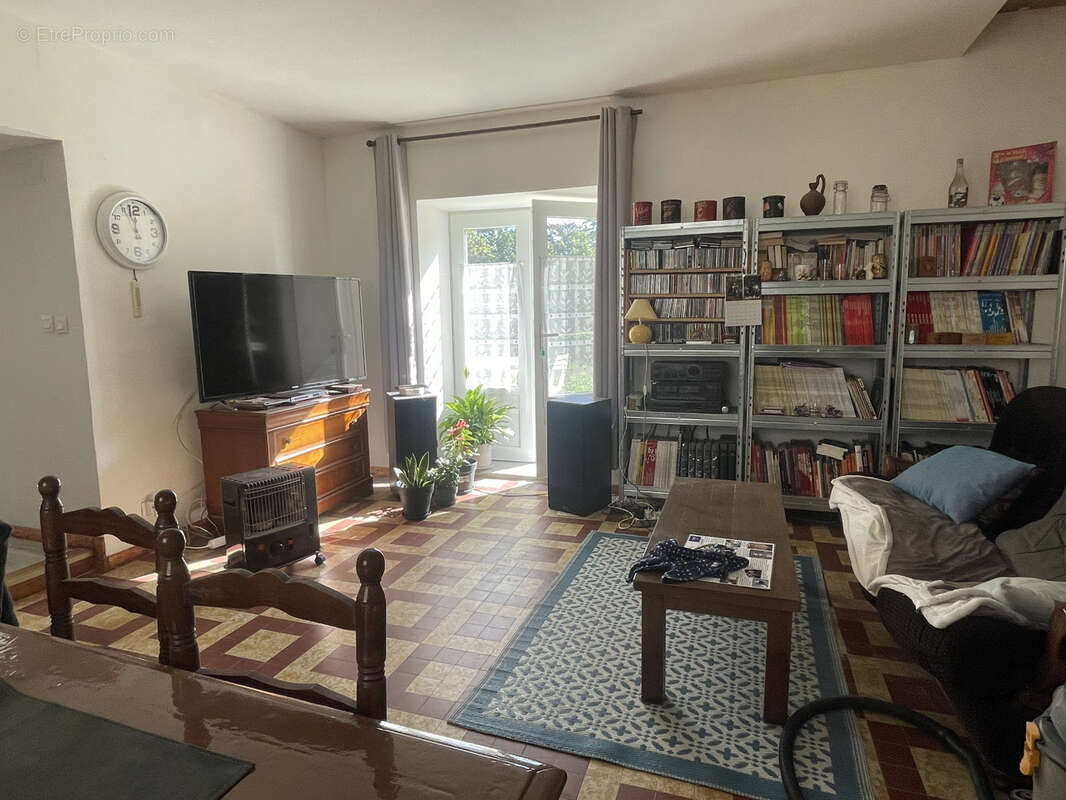 Maison à SAINT-JEAN-DE-SAUVES