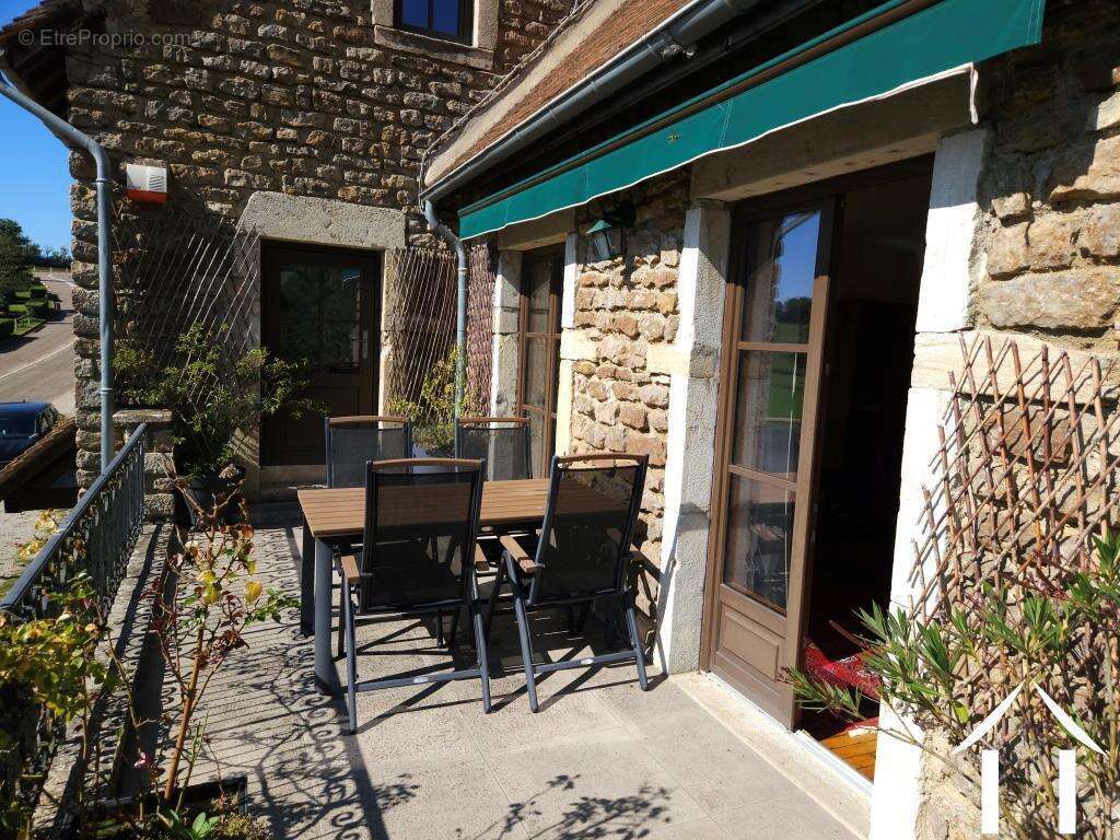 Maison à SAINTE-SABINE