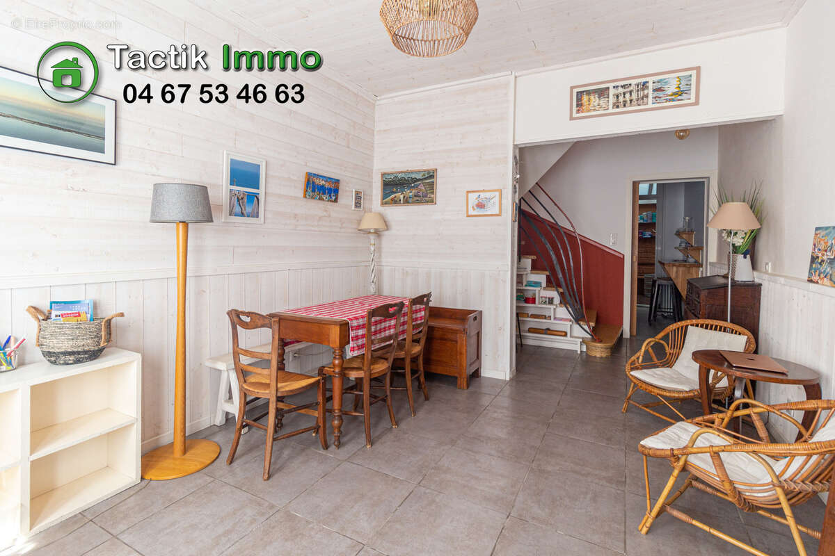 Sète, Quartier Haut, maison atypique, terrasse. - photo 4