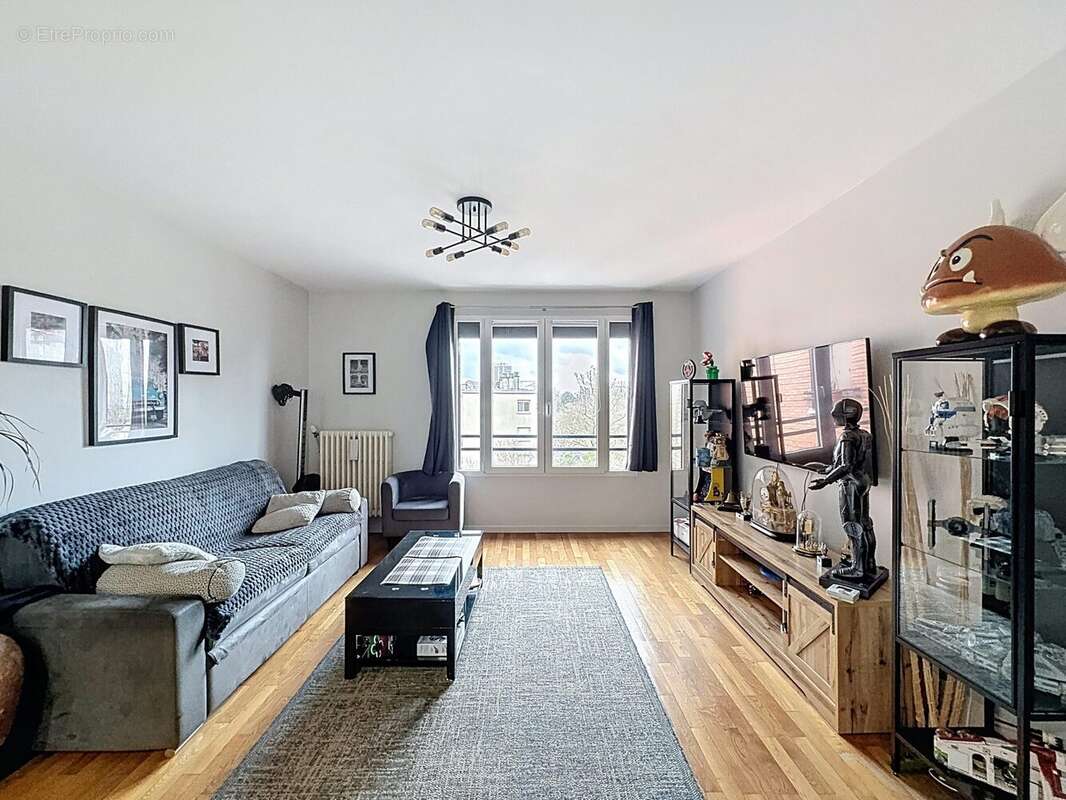 Appartement à MAISONS-ALFORT