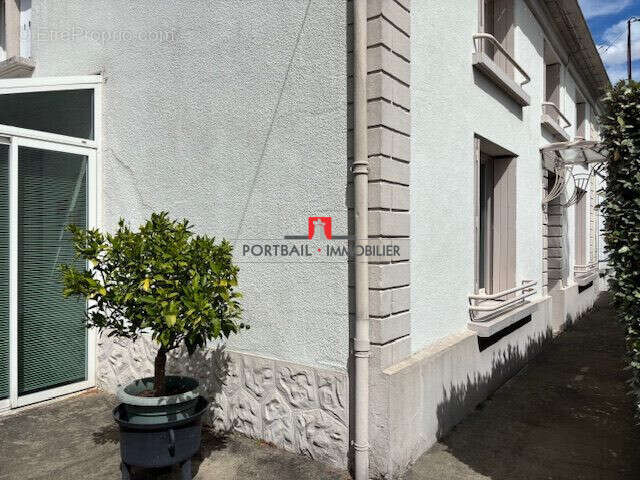 Maison 159 m² à Cavignac  - photo 3