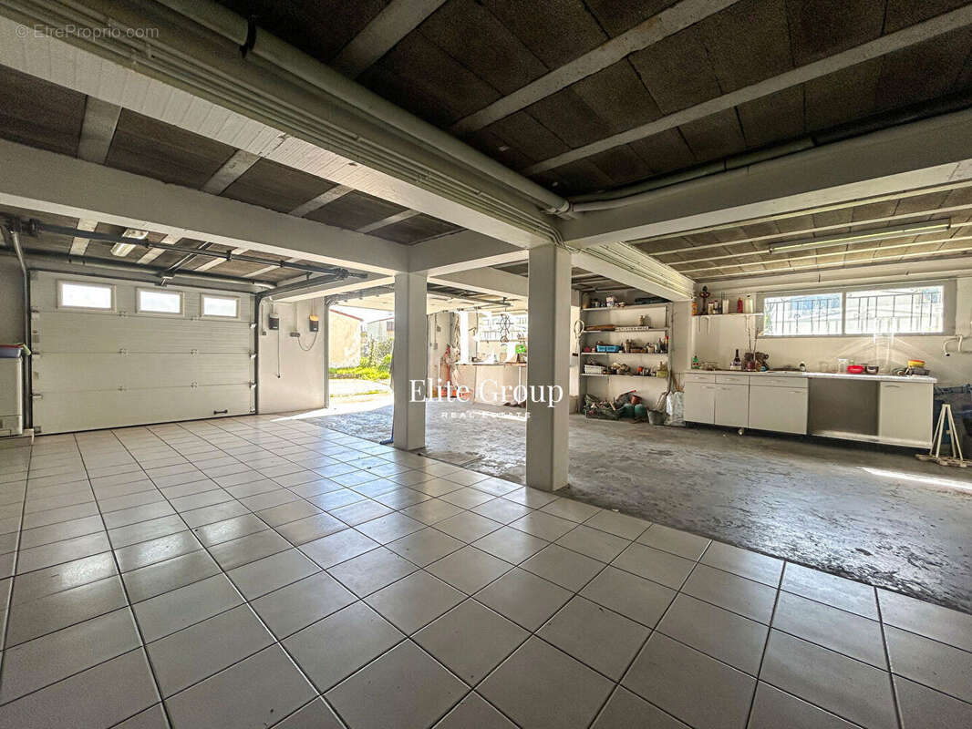 Maison à PORT-DES-BARQUES