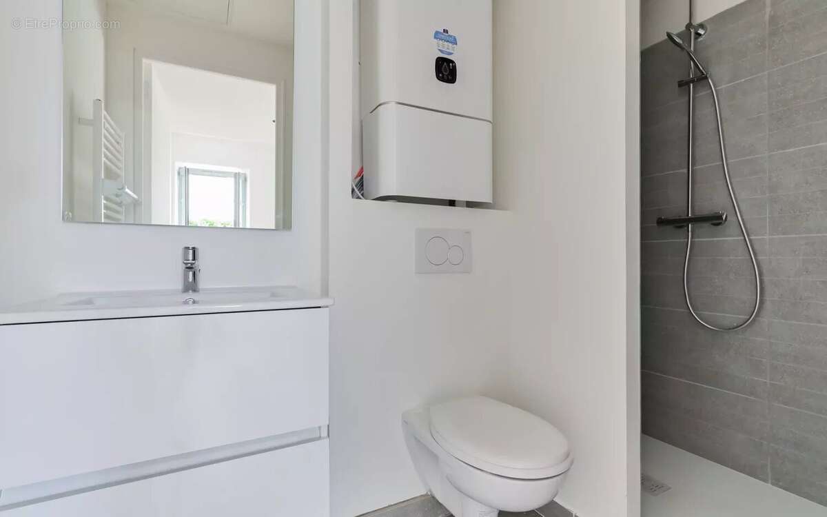 Appartement à TASSIN-LA-DEMI-LUNE