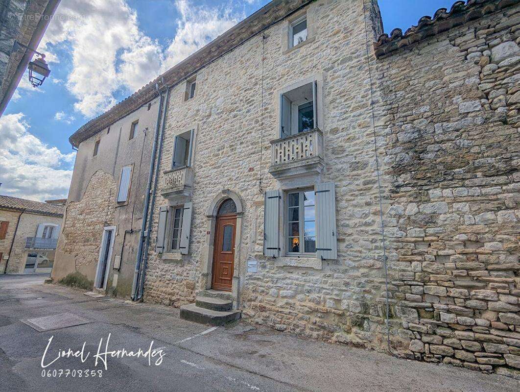 Maison à UZES