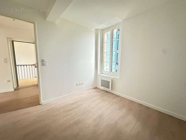 Appartement à DREMIL-LAFAGE
