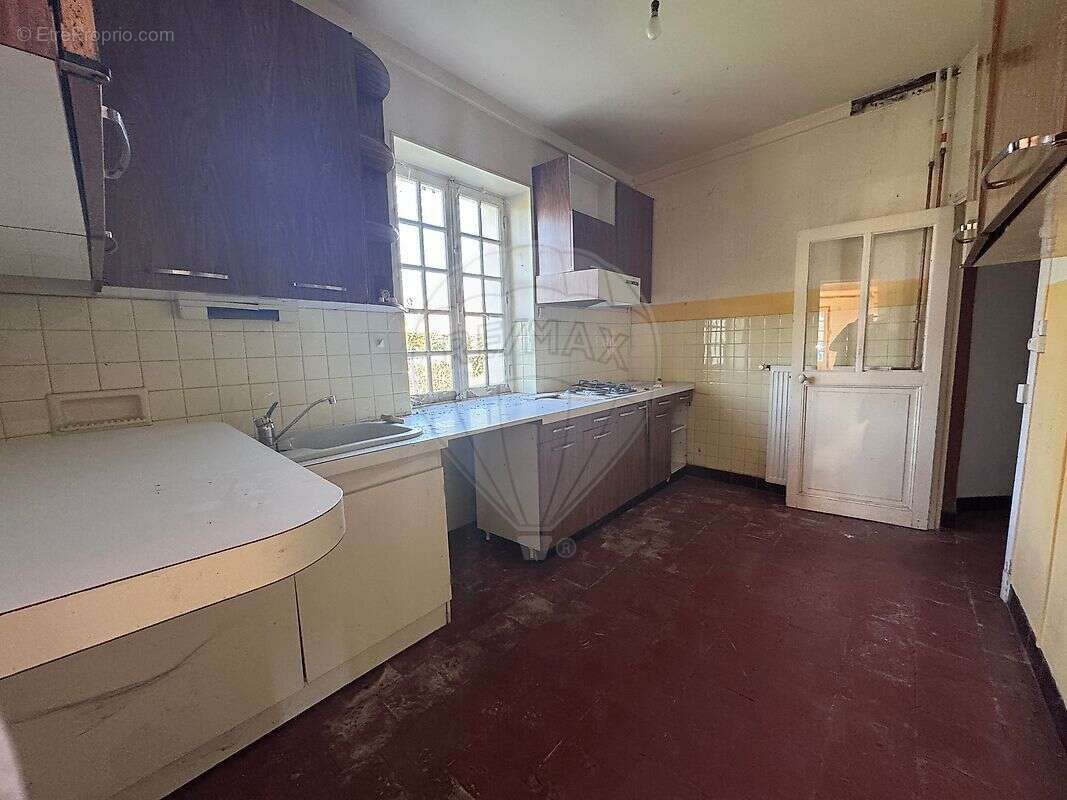 Maison à VARENNES-VAUZELLES