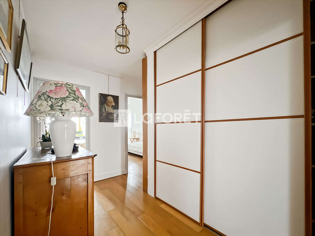 Appartement à MAISONS-ALFORT