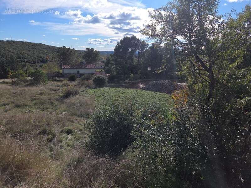 Terrain à LAVAL-PRADEL