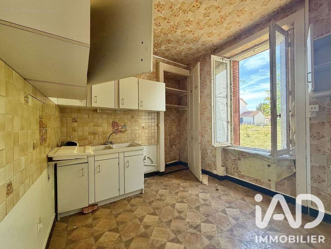 Maison 80 m² à Panazol  - photo 4