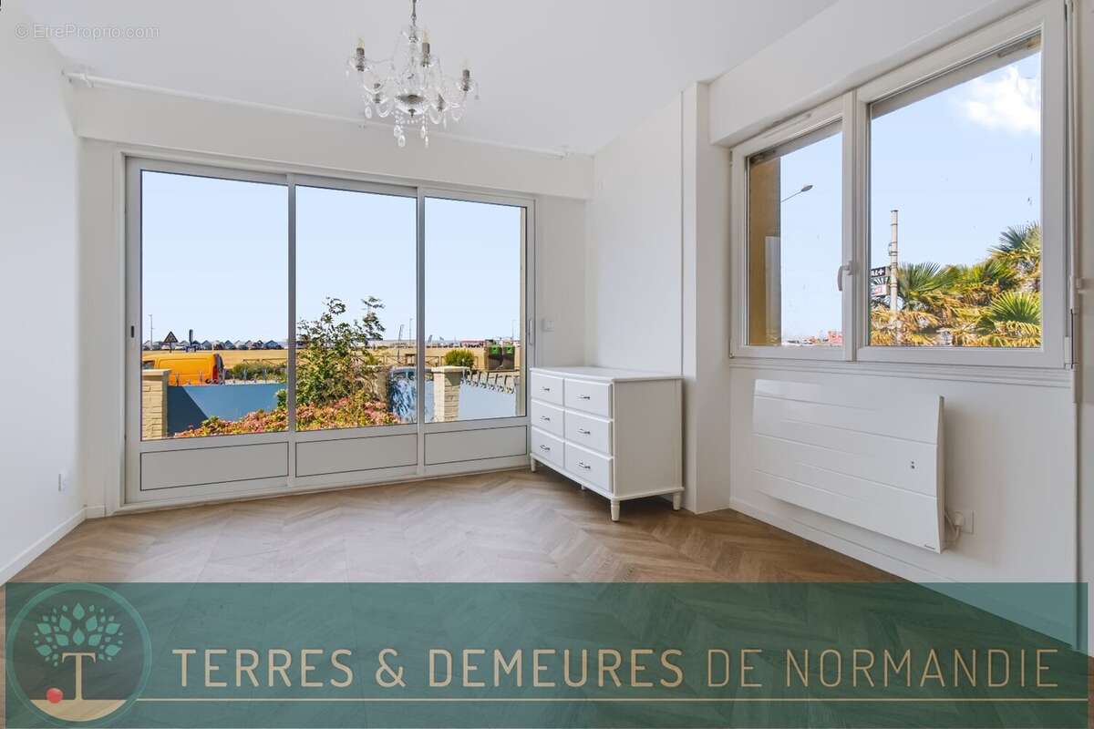 Dieppe Front de Mer  Appartement de 93,25 m² avec Vue Mer et Jardinet, à 5 Minutes du Centre-Ville - photo 10