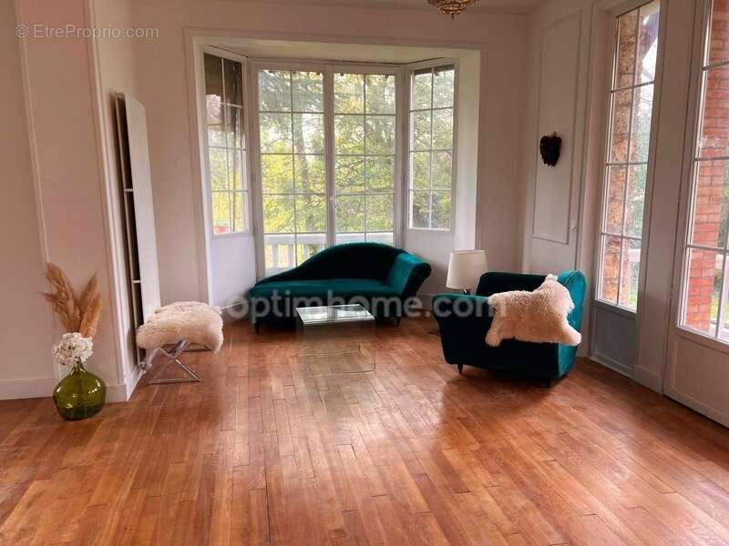 Maison à MONTMORENCY