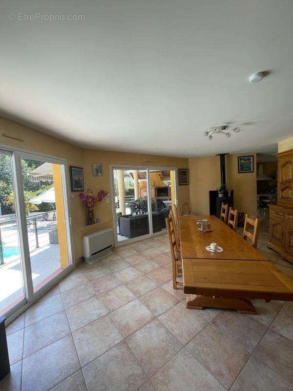 Maison de 5 pièces de 137 m² à Eauze - photo 3