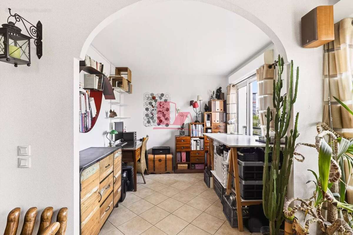 Appartement à ISSY-LES-MOULINEAUX