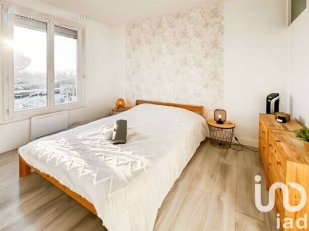 Photo 3 - Appartement à SAINTE-GENEVIEVE-DES-BOIS