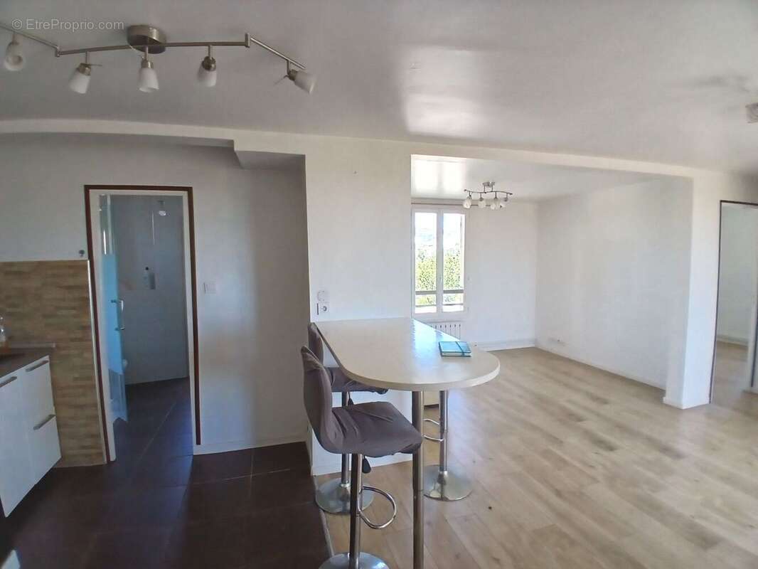 Appartement à MARSEILLE-15E