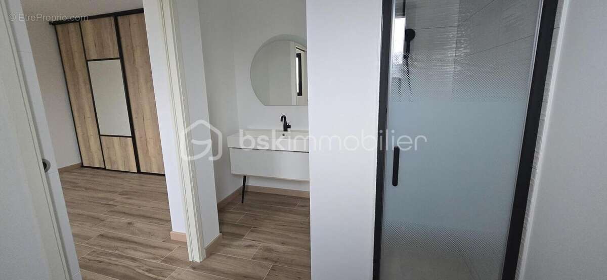 Maison à SAINT-BARTHELEMY-D'ANJOU