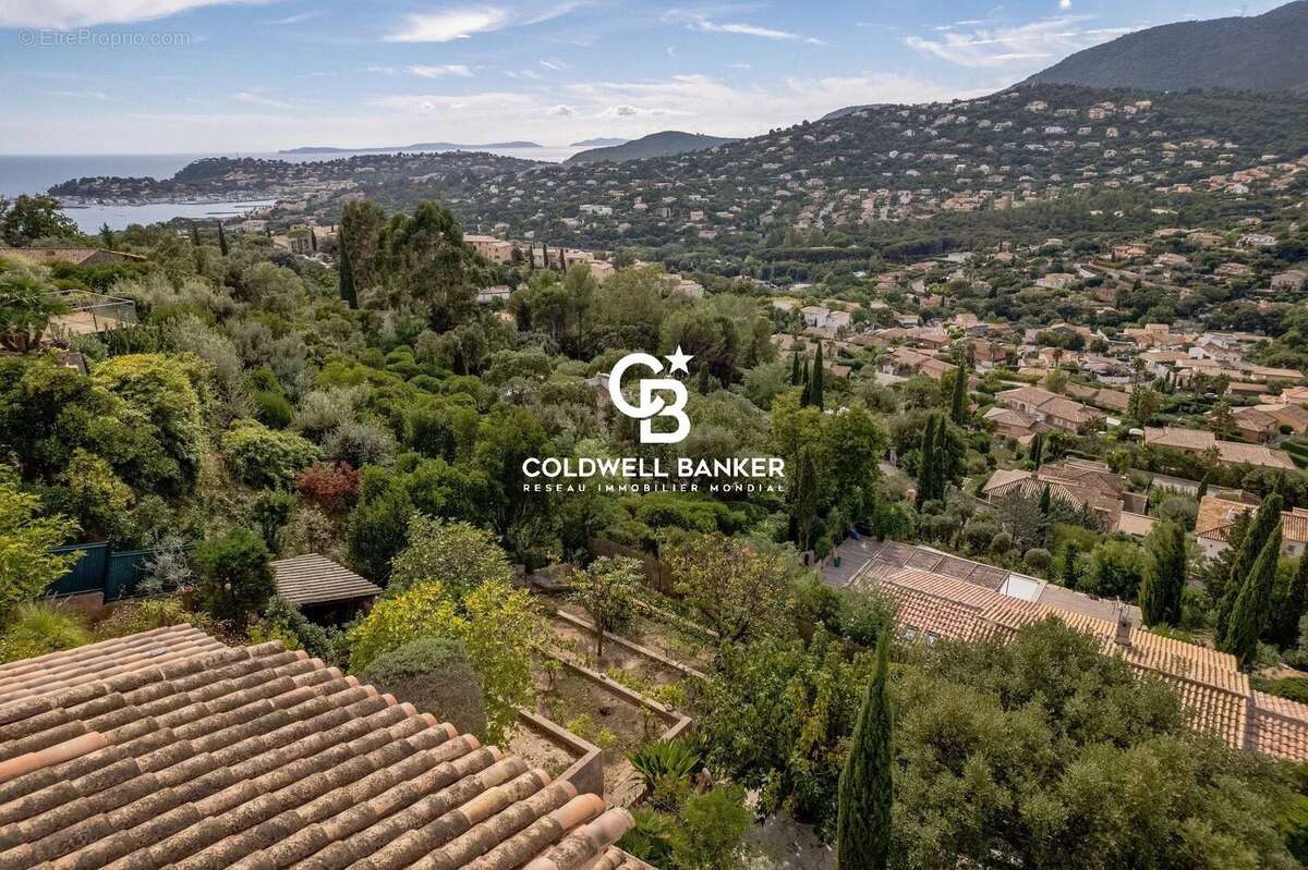 Maison à CAVALAIRE-SUR-MER