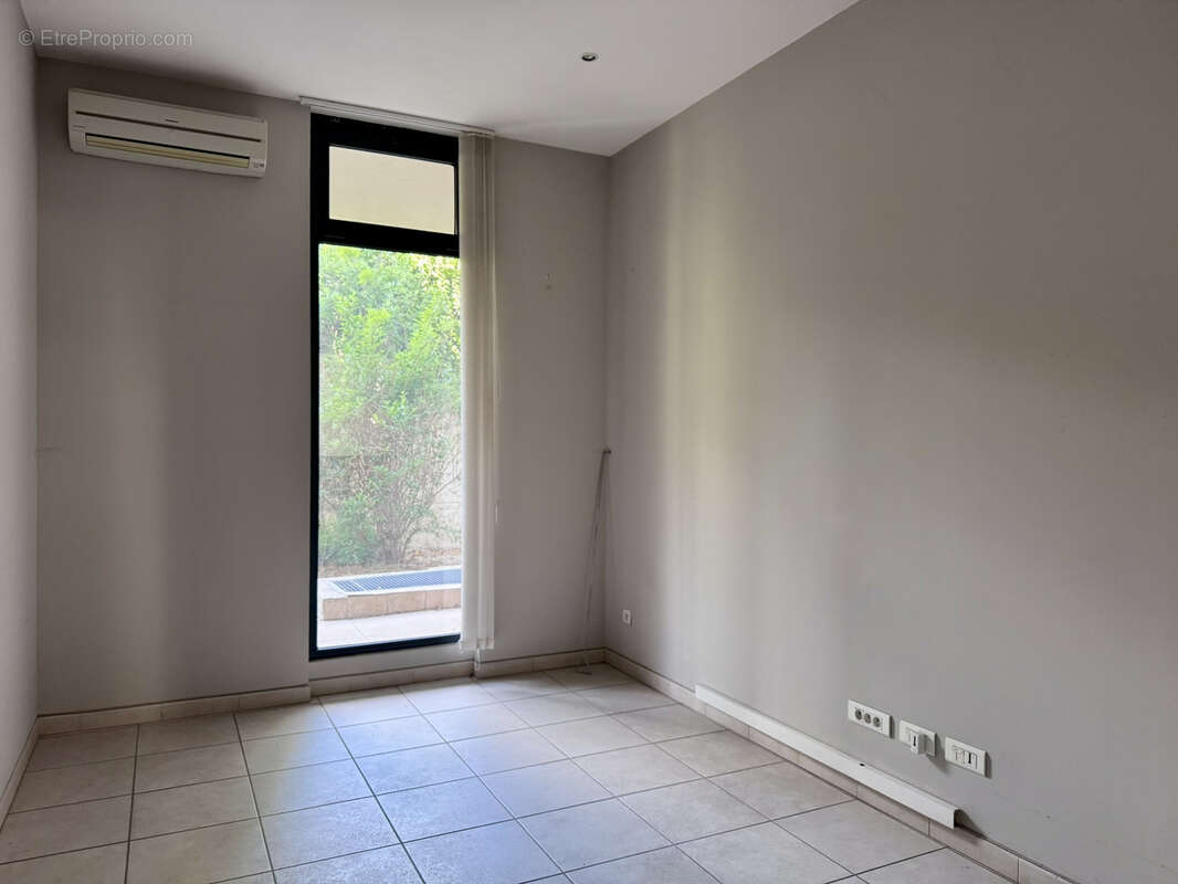 Murs local professionnel - photo 7